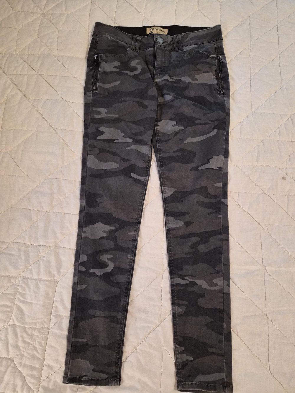Democracy 'Ab Tech' Camo Jeans w/ Comfort Waistband- Size 6